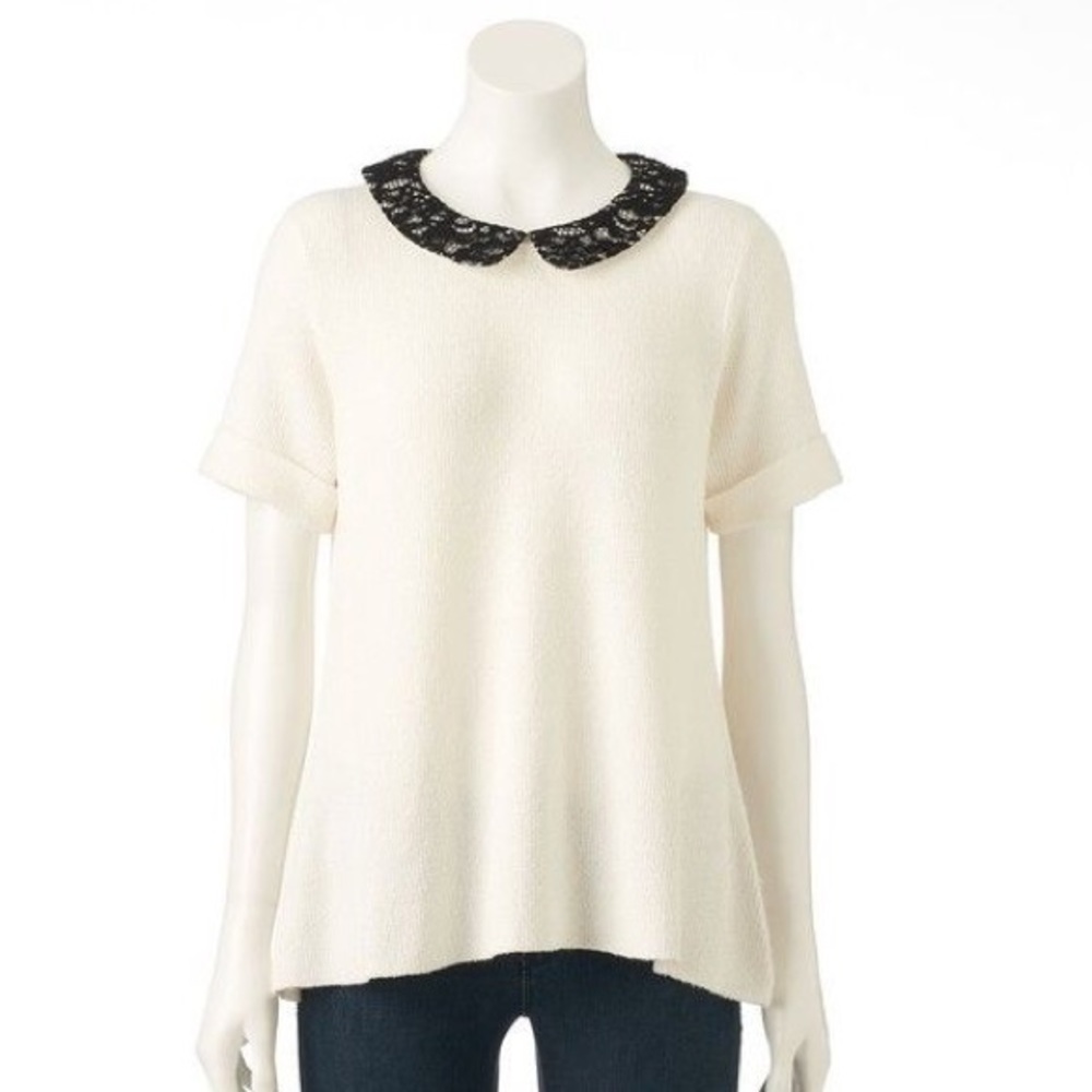 Elle | Peter-Pan Collared Top